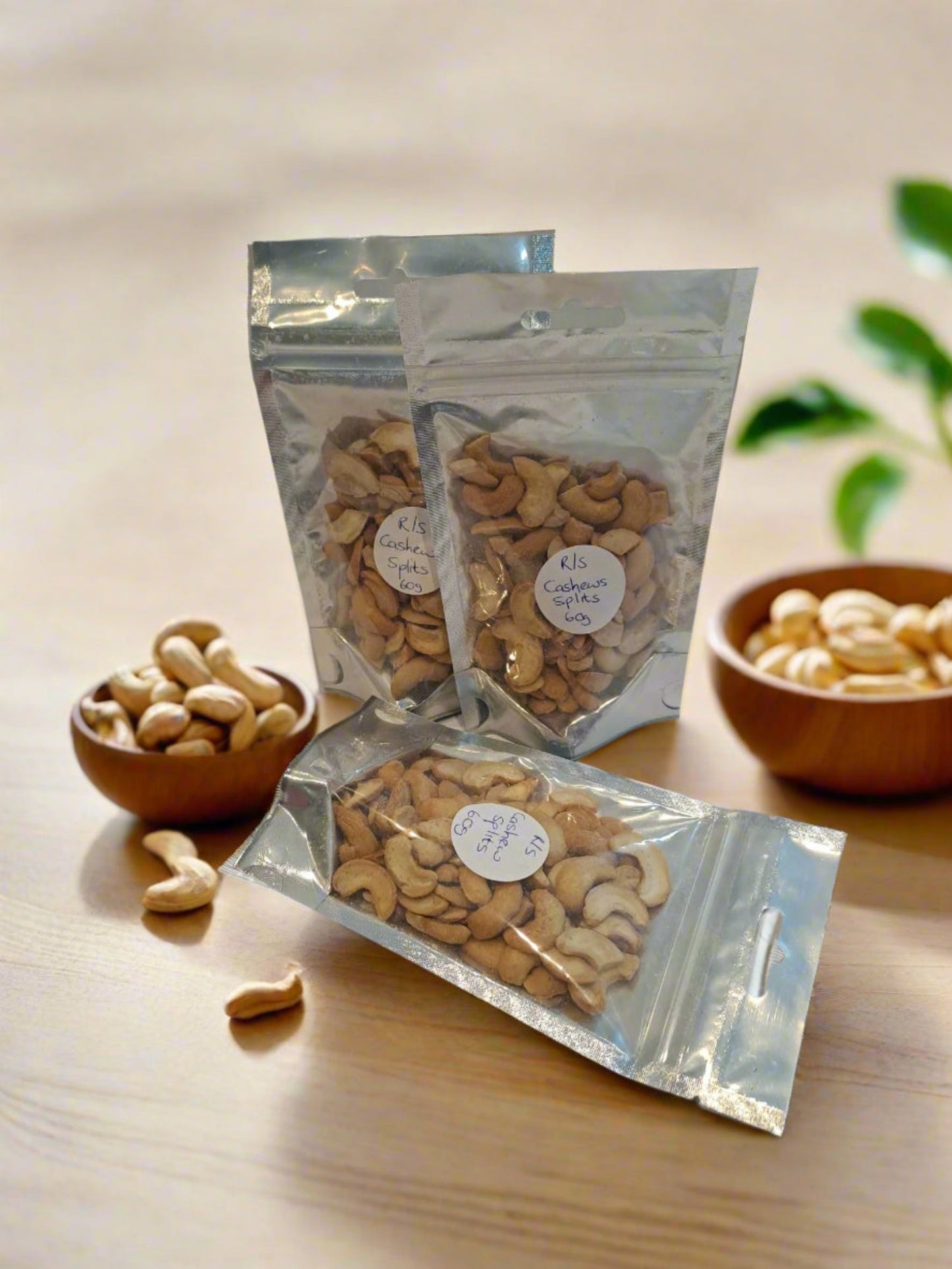CASHEW SPLITS ROASTED AND SALTED 60g pack